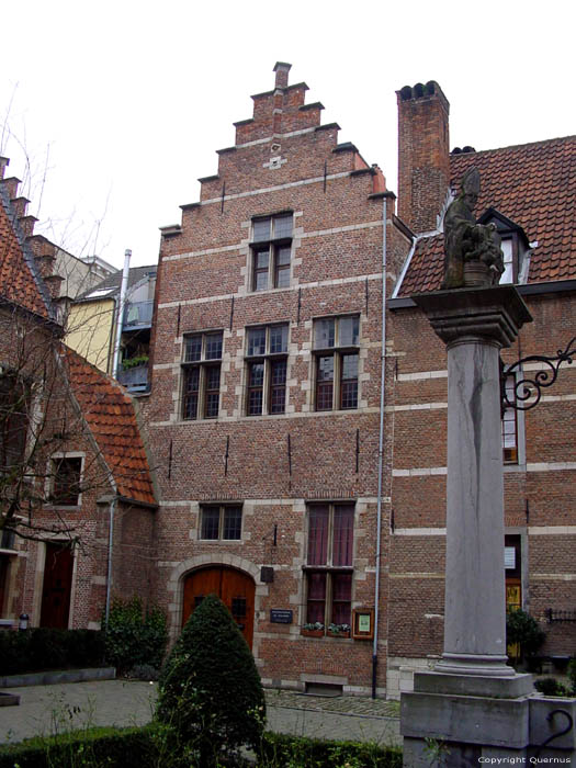 Sint-Nicolaas Godshuis ANTWERPEN 1 (centrum) in ANTWERPEN / BELGI 