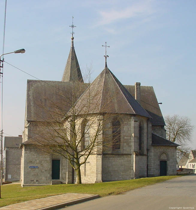 Sint-Petruskerk VILLERS-DEUX-EGLISES in CERFONTAINE / BELGI 