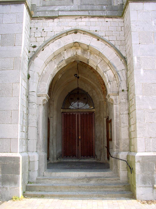 Saint-Martin's church SENZEILLES in CERFONTAINE / BELGIUM 