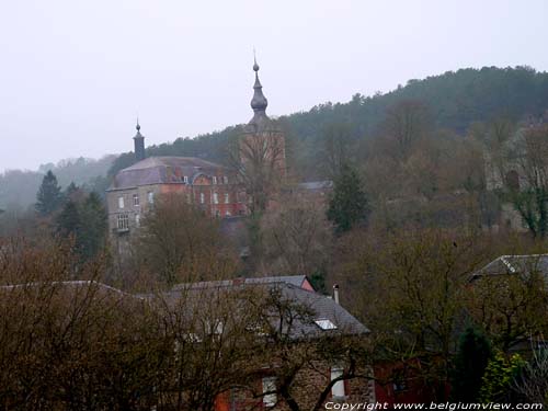 Chteau de Vierves Vierves-sur-Viroin  VIROINVAL / BELGIQUE 