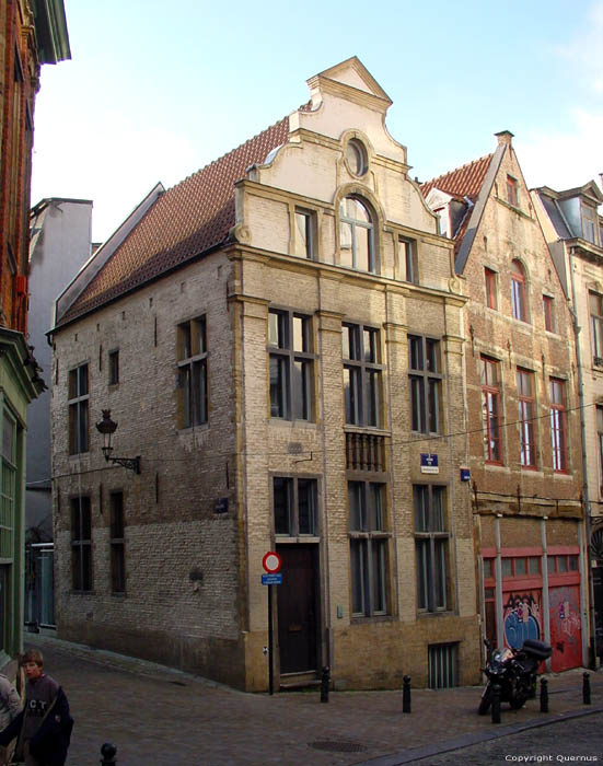 Old corner house BRUSSELS-CITY in BRUSSELS / BELGIUM 