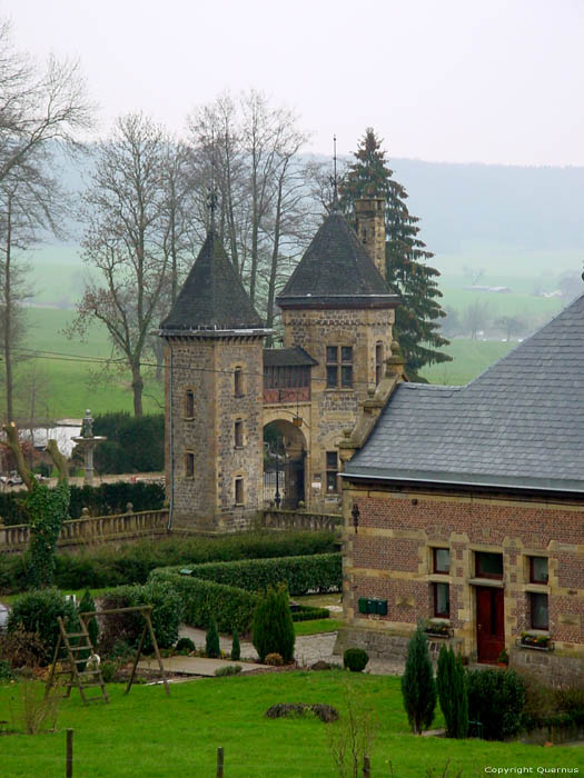 Kasteel van Beusdael GEMMENICH in PLOMBIERES / BELGI 