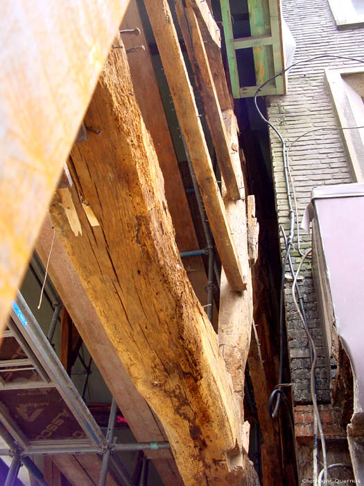 Maison en restauration: Pan de bois nu HASSELT / BELGIQUE 