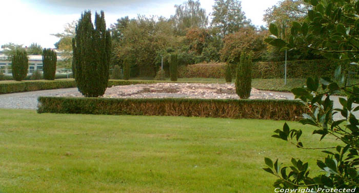 Resten Romeinse Tempel TONGEREN foto 