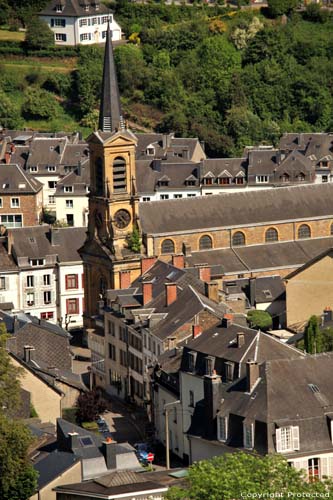 Sint-Petrus en Pauluskerk  BOUILLON / BELGI 