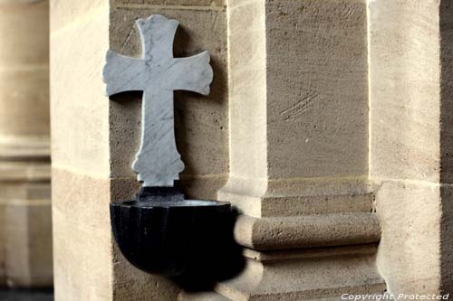 Sint-Petrus en Pauluskerk BOUILLON foto
