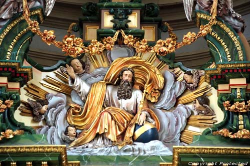 Sint-Petrus en Pauluskerk BOUILLON foto