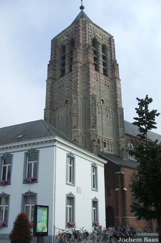 glise Saints Pierre et Petrus MOL / BELGIQUE 