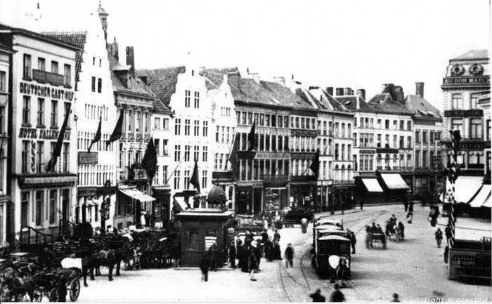 Korenmarkt avec tram de chevaux anno 1900 GAND / BELGIQUE 