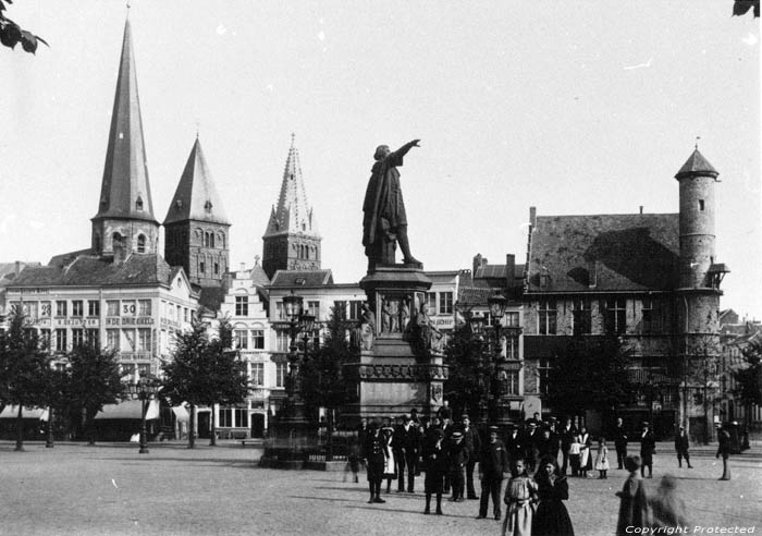 Vrijdagmarkt anno 1900 GAND / BELGIQUE 