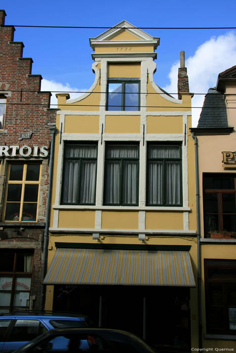 House from 1720 GHENT / BELGIUM 