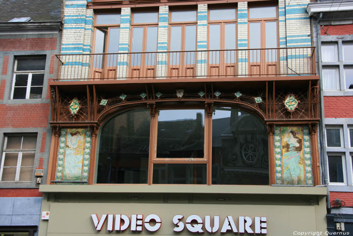 Art nouveauhuis - Video Square NAMUR in NAMEN / BELGI 