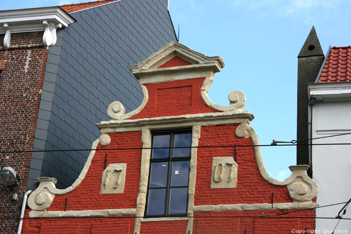 Huis uit 1707 GENT foto 