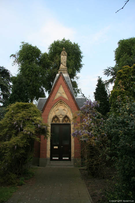 Capel in Doel KIELDRECHT in BEVEREN / BELGIUM 