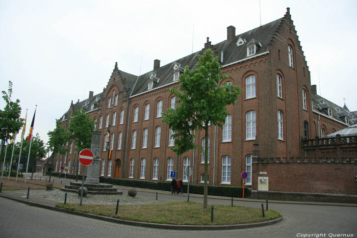 Cloisterschool VORSELAAR picture 