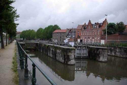 Sluizencomplex op de Leie, ter hoogte Baudelookaai GHENT / BELGIUM 