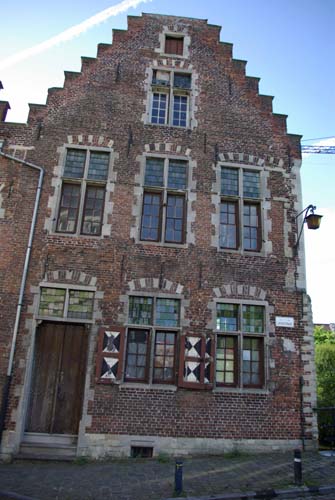 Donche house GHENT picture