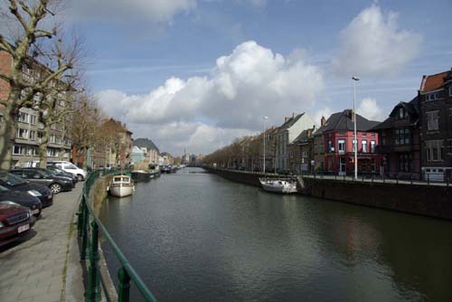 Visserij en Benedenschelde (zicht van op de Van Eyckbruggen) GENT / BELGI 