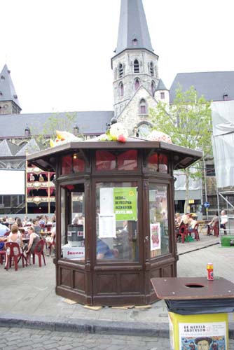 Kiosk GAND / BELGIQUE 