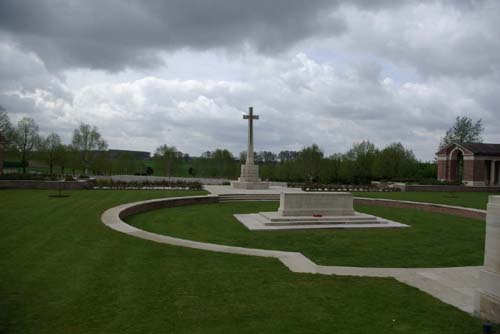 Bellewaerde Ridge - Hooge Crater Cemetery ZILLEBEKE / IEPER picture 