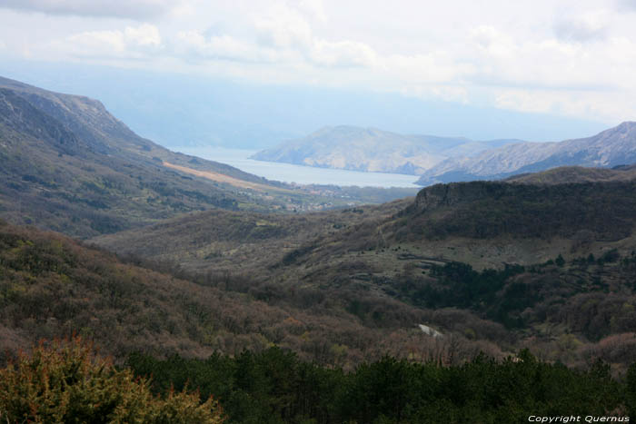 Vue sur vallaie de Baska Baka / CROATIE 