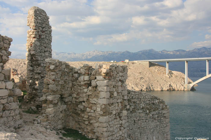 Ruine du chteau-fort Pag / CROATIE 