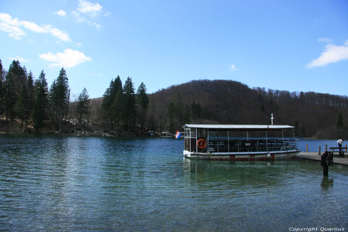 Lakes and waterfalls in Plitvice  Plitvicka Jezera / CROATIA 