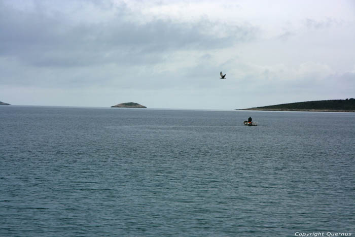 Vue sur la mer Primoten / CROATIE 