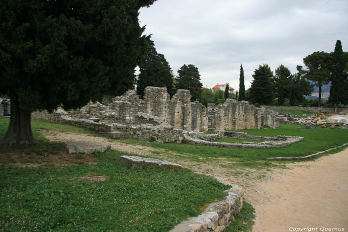 Old Christian Graveyard - Manastirine Solin / CROATIA 