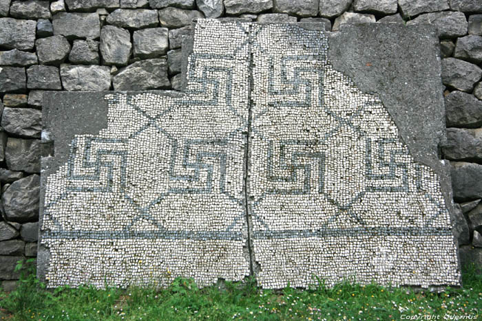 Old Christian Graveyard - Manastirine Solin / CROATIA 