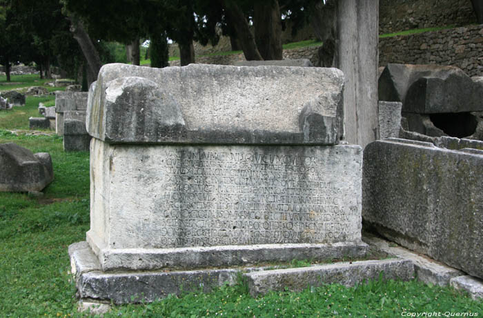 Old Christian Graveyard - Manastirine Solin / CROATIA 