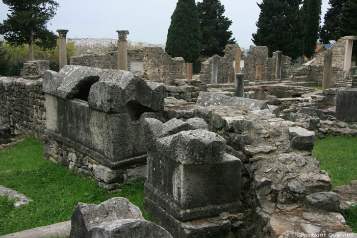 Old Christian Graveyard - Manastirine Solin / CROATIA 