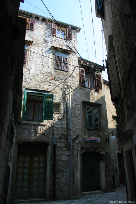 House with pilar on corner Sibenik / CROATIA 