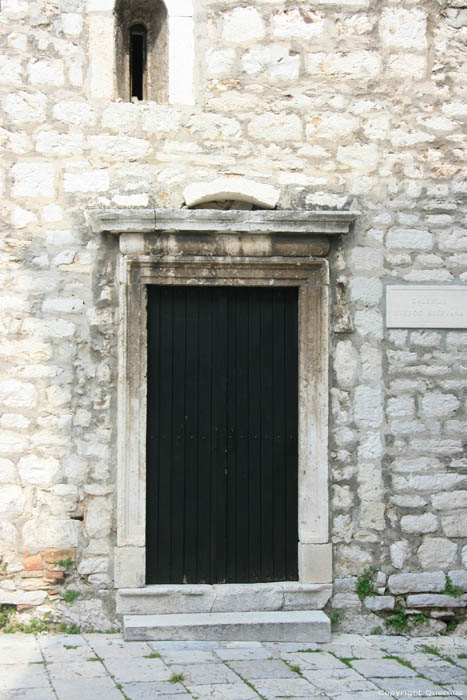 glise Saint Chrysogonus Sibenik / CROATIE 