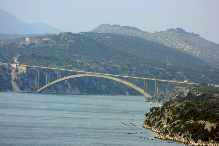 Uitizcht op brug Sibenik / KROATI 