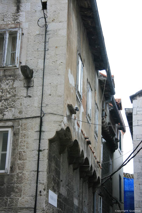 Gable Split in SPLIT / CROATIA 