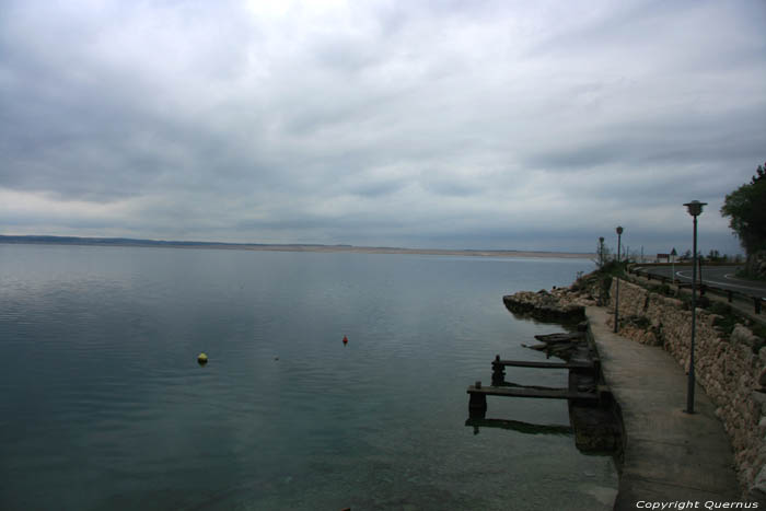 Zicht op Pag Starigrad in Starigrad Paklenica / KROATI 