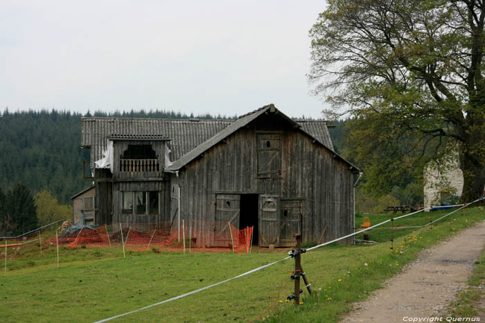 Ferme NAMUR  COUVIN / BELGIQUE 