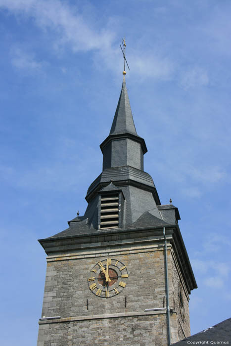 Sint-Germanius en Ravalangekerk COUVIN foto 