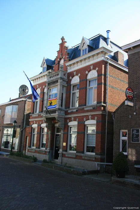 Maison Rue de la Reine Vingt Six Ijzendijke / Netherlands 
