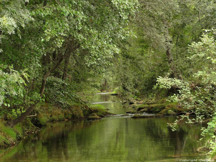 The Cou river under camping Peyrugue Daglan / FRANCE 