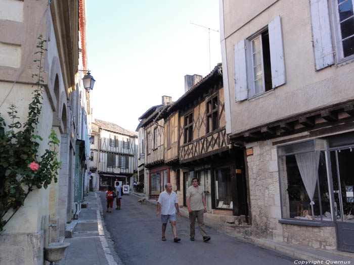Street Issigeac / FRANCE 