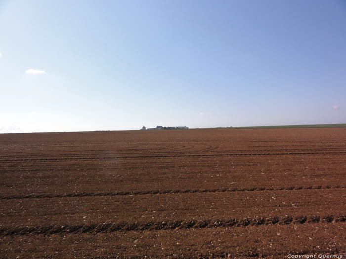 Flat Landscape Monnerville / FRANCE 