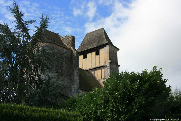 Versterkte Sint-Mauritiuskerk Prats-Du-Prigord / FRANKRIJK 