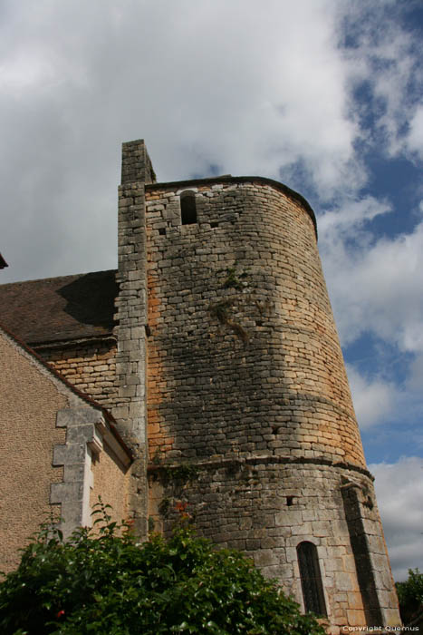 Versterkte Sint-Mauritiuskerk Prats-Du-Prigord / FRANKRIJK 