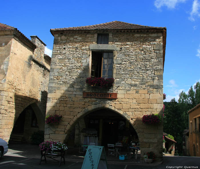 Brocante Villefranche-Du-Prigord / FRANKRIJK 