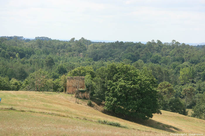 Uitzicht van bij kasteel van Biron Biron / FRANKRIJK 