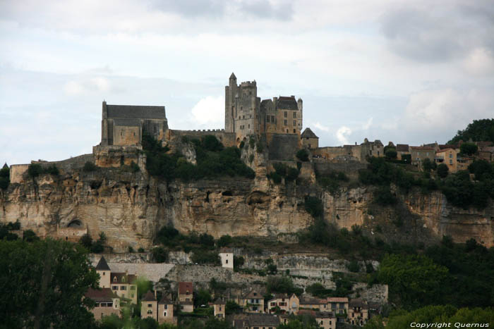 Beynac Castle Beynac et Cazenac / FRANCE 