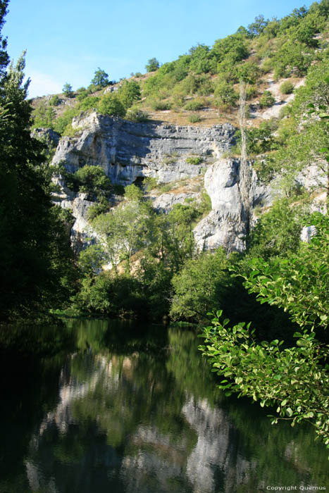 Rotsformaties Rocamadour / FRANKRIJK 