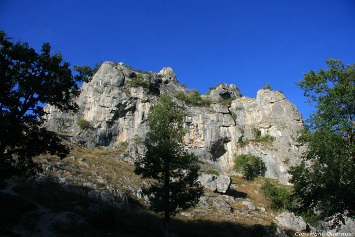 Rotsformatie Rocamadour / FRANKRIJK 